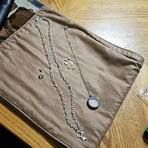 Origami Owl Necklace